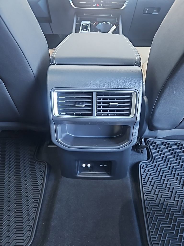 New 2026 Volkswagen Atlas Cross Sport SE AWD/4WD image 18