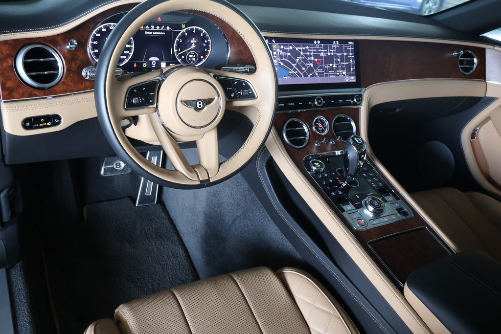 Used 2022 Bentley Continental GT AWD/4WD image 21