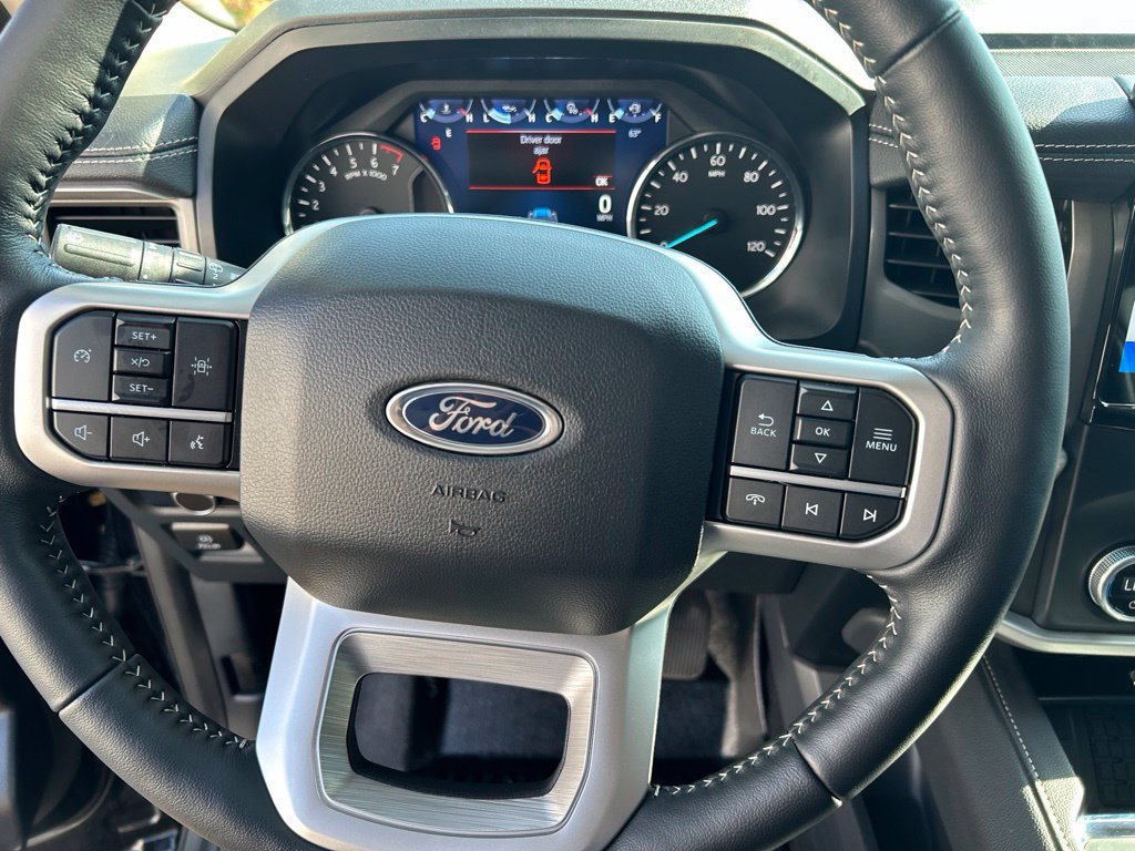 Certified 2024 Ford Expedition XLT AWD/4WD image 14