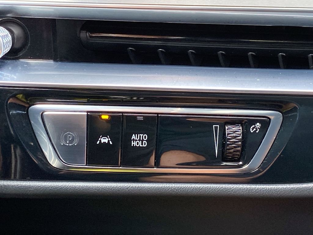 Used 2024 Cadillac Lyriq Sport image 35