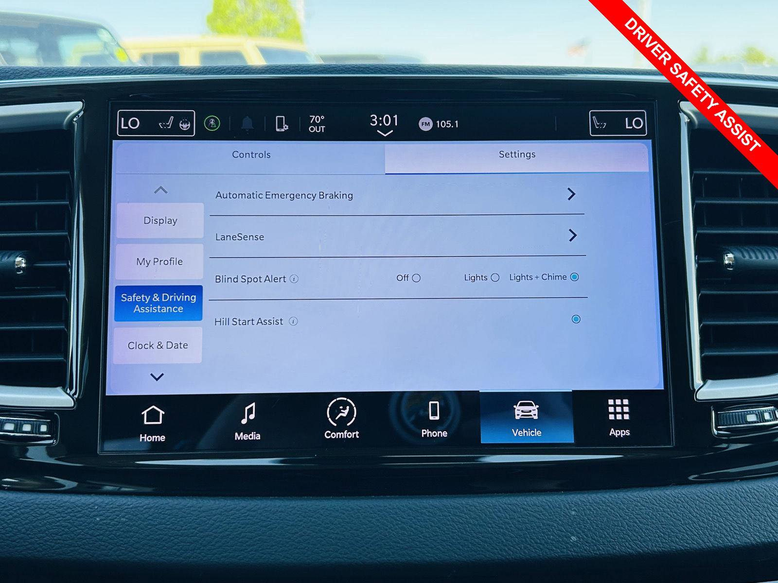 Used 2022 Chrysler Pacifica Touring-L FWD image 7