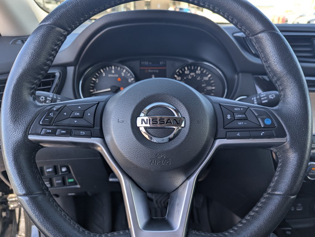 Used 2020 Nissan Rogue SL w/ Premium Package AWD/4WD image 25