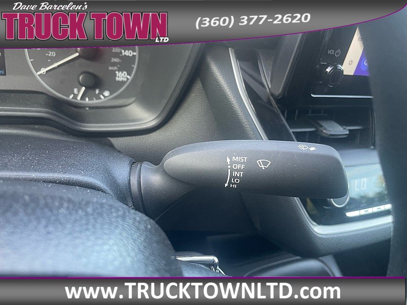 Used 2025 Toyota Corolla LE FWD image 20