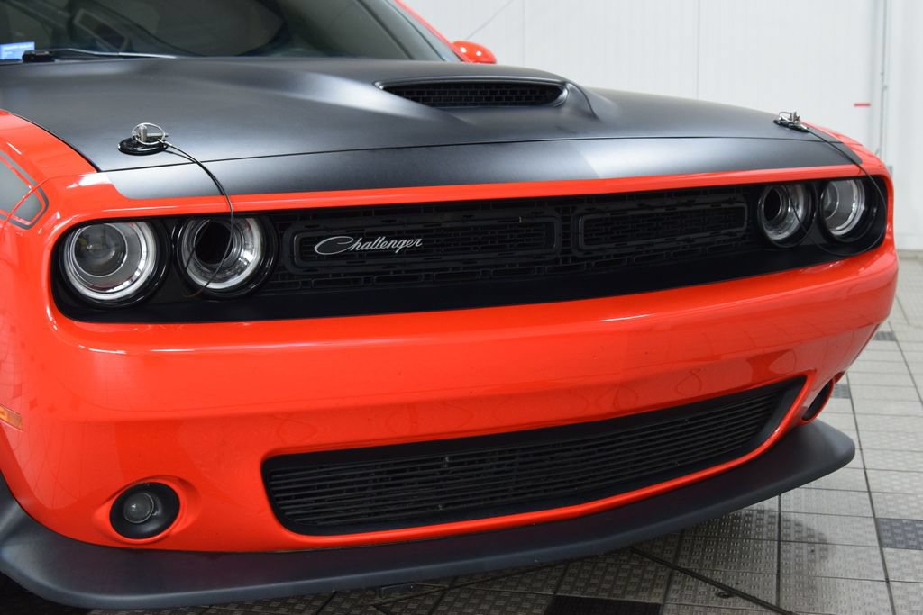 Used 2019 Dodge Challenger R/T Scat Pack w/ T/A Package RWD image 13