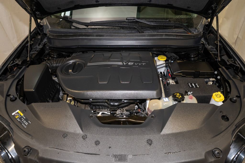 Used 2022 Jeep Cherokee Latitude Lux image 18