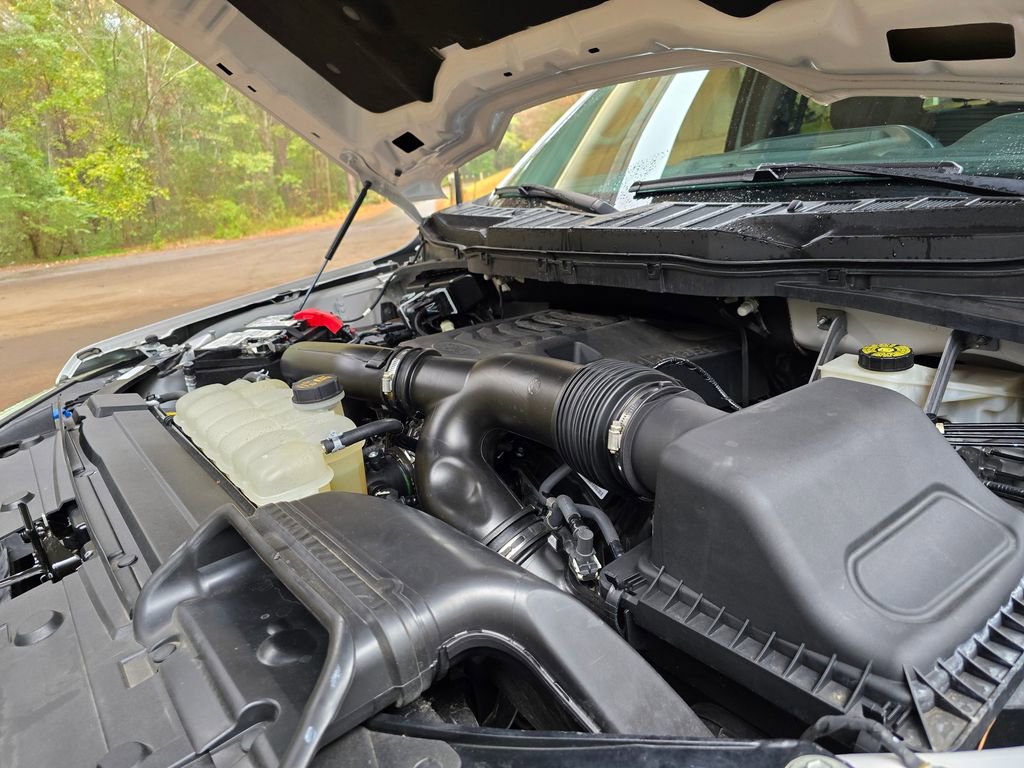 Used 2023 Ford F150 Lariat w/ Trailer Tow Package image 27