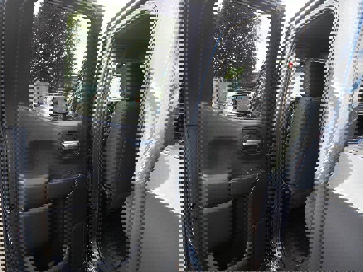 Used 2021 Chevrolet Silverado 1500 Custom image 27