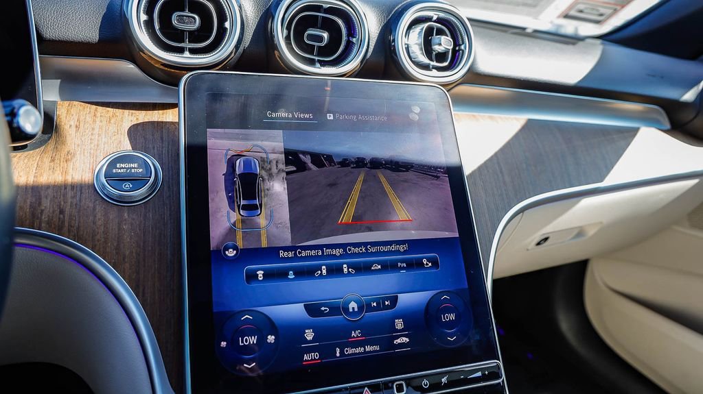 Used 2022 Mercedes-Benz C 300 Sedan image 29