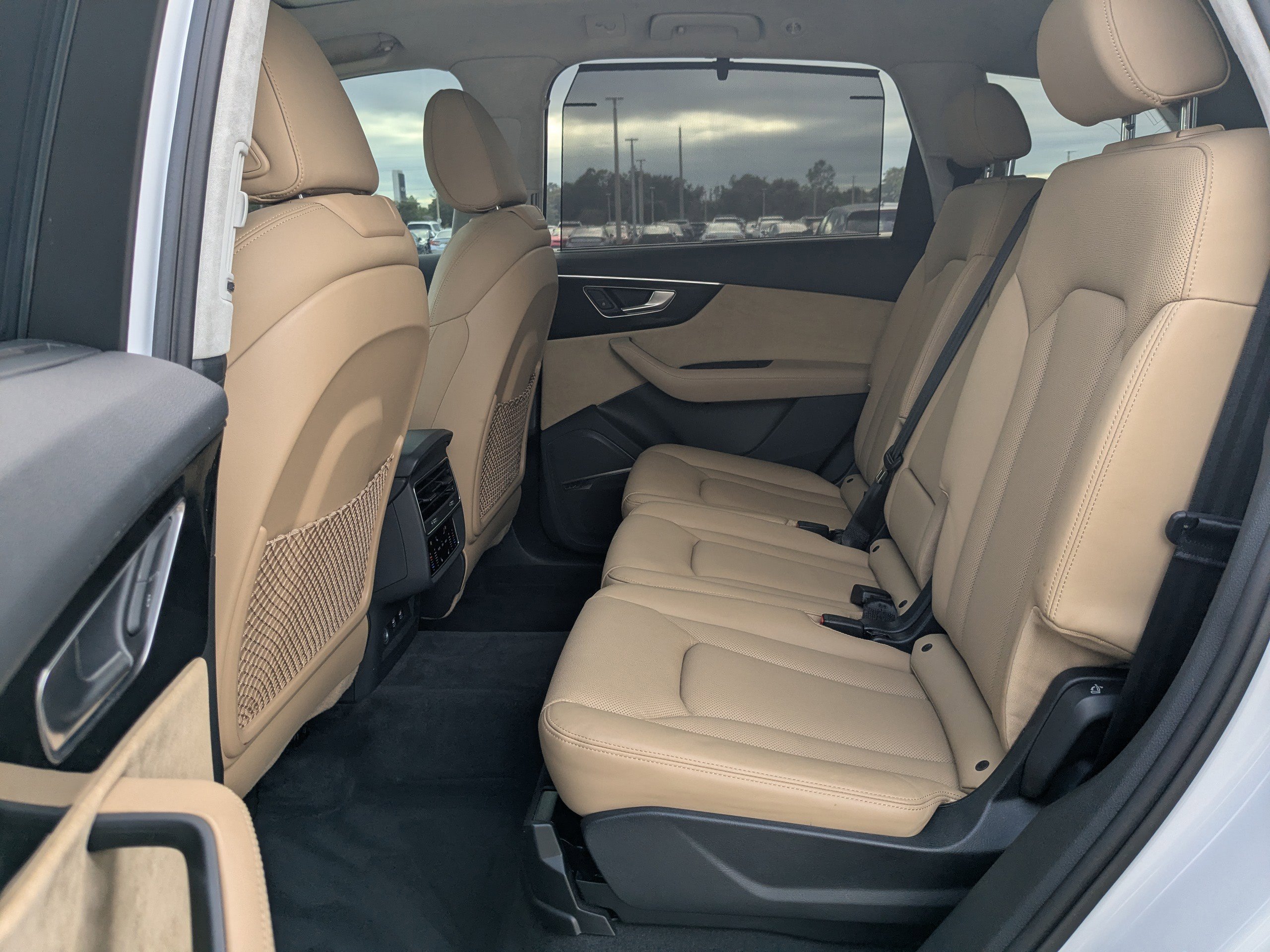 Used 2020 Audi Q7 3.0T Prestige image 16