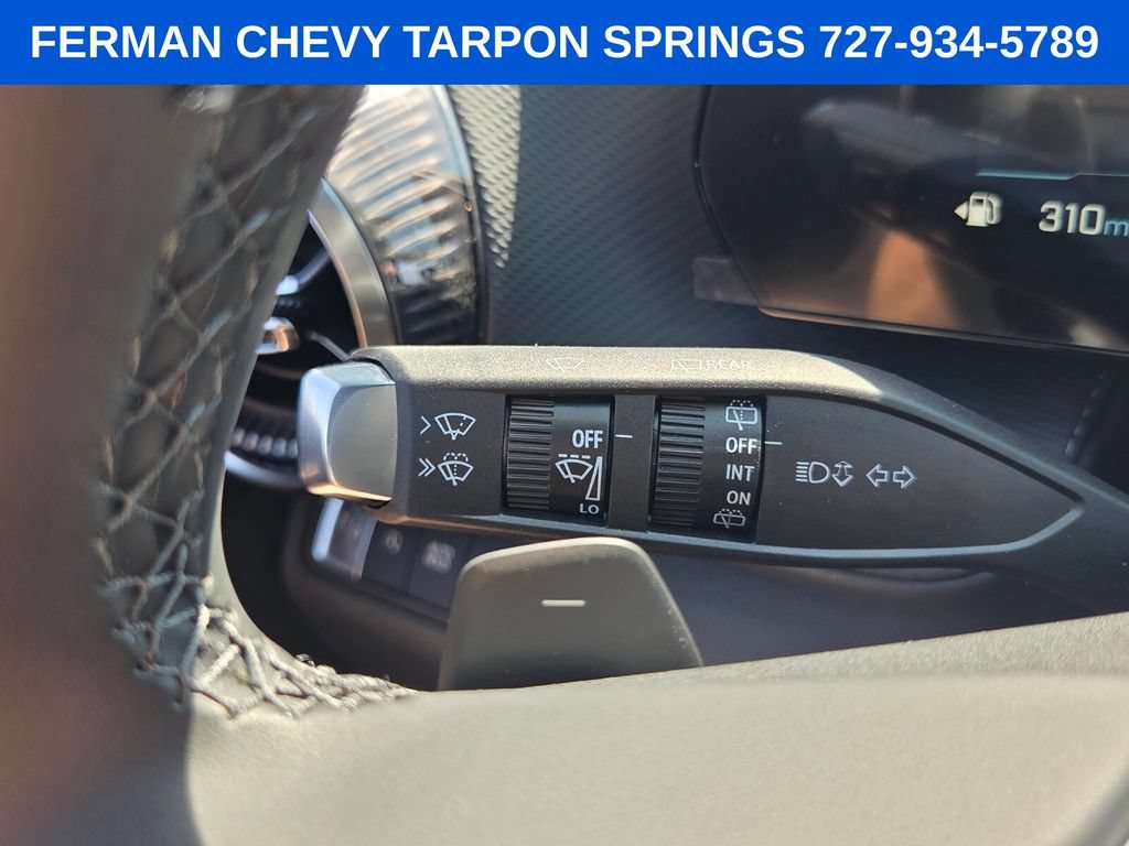 New 2026 Chevrolet Equinox LT w/ Convenience Package II FWD image 32