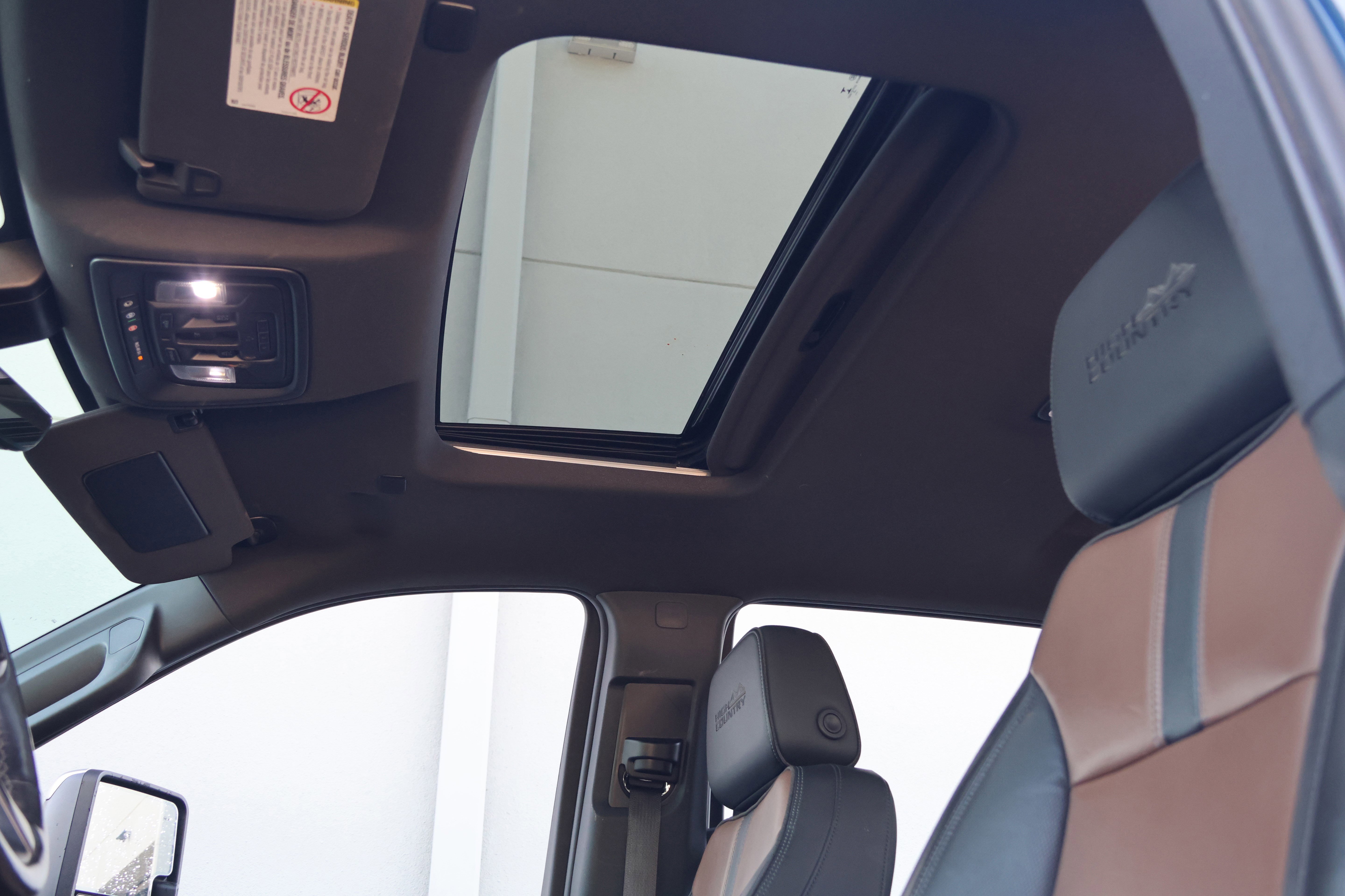 Used 2023 Chevrolet Silverado 2500 High Country w/ Z71 Off-Road Package AWD/4WD image 35