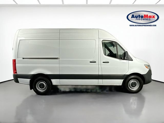 Used 2025 Mercedes-Benz Sprinter 2500 image 10