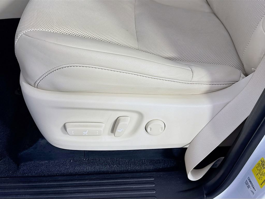 Used 2023 Lexus GX 460 Premium image 19