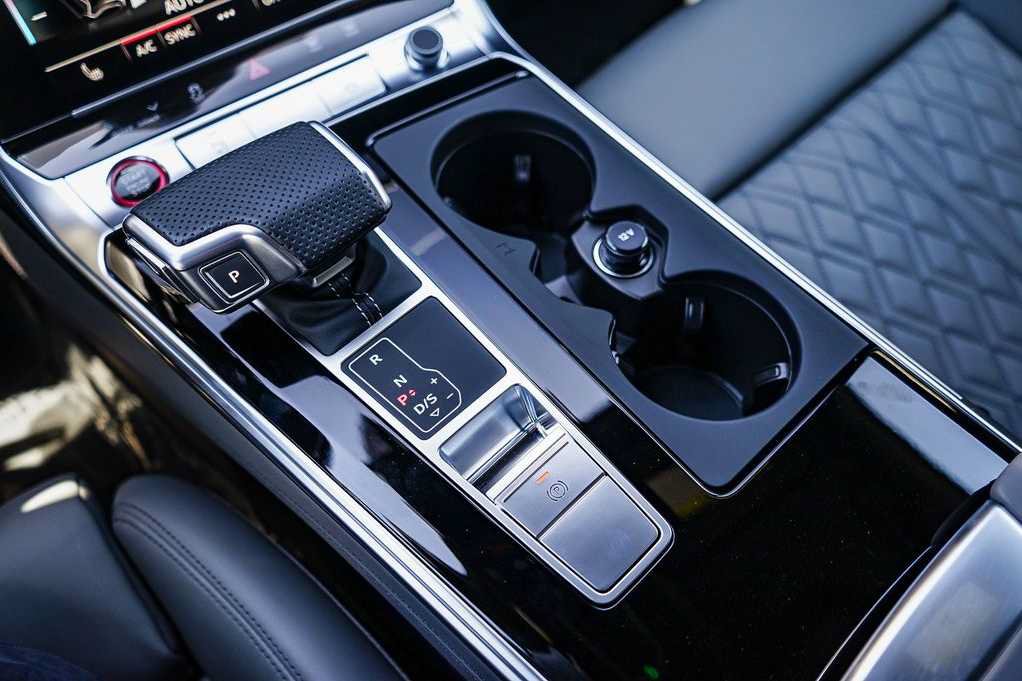 Used 2025 Audi S6 Premium Plus AWD/4WD image 23