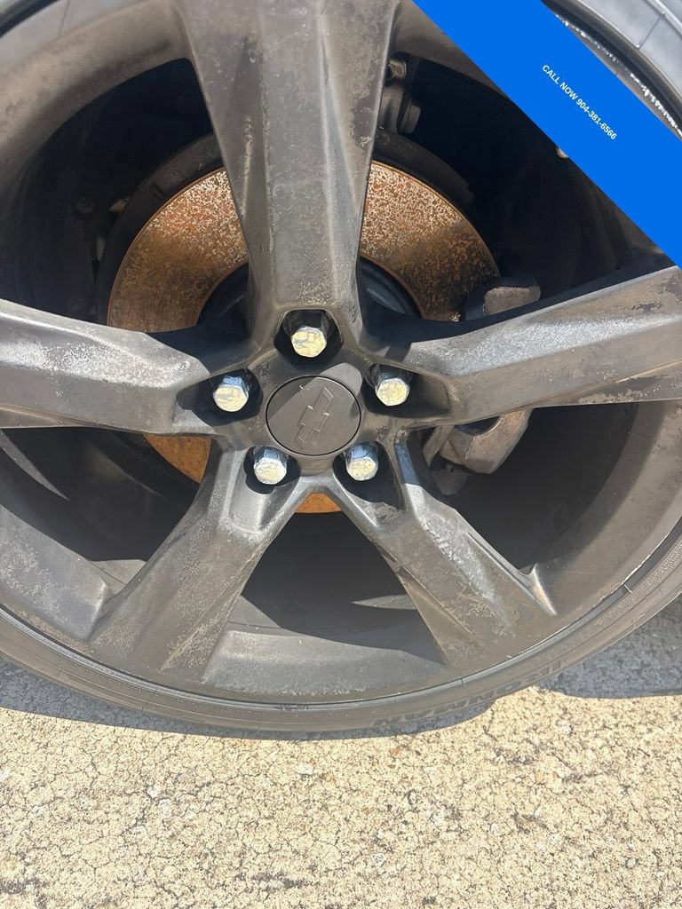 Used 2019 Chevrolet Camaro LS RWD image 9