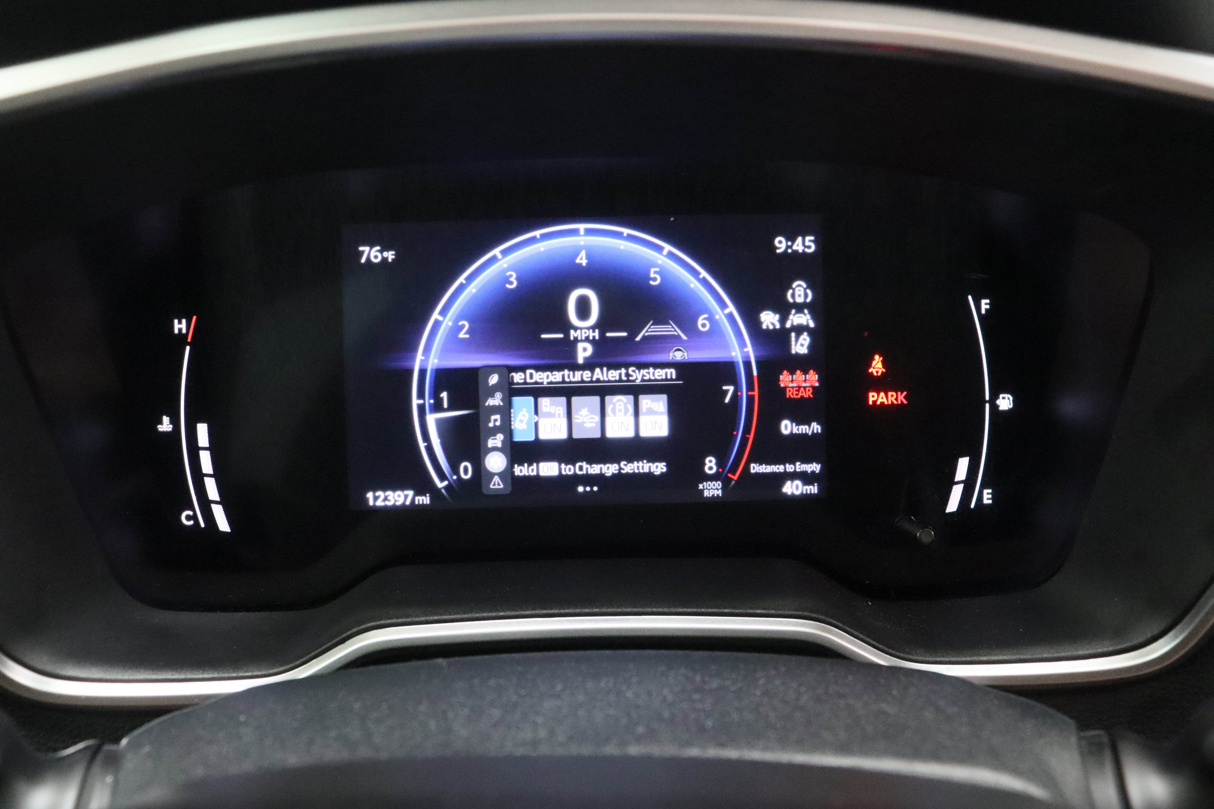 Used 2023 Toyota Corolla Cross XLE w/ Convenience Package FWD image 42