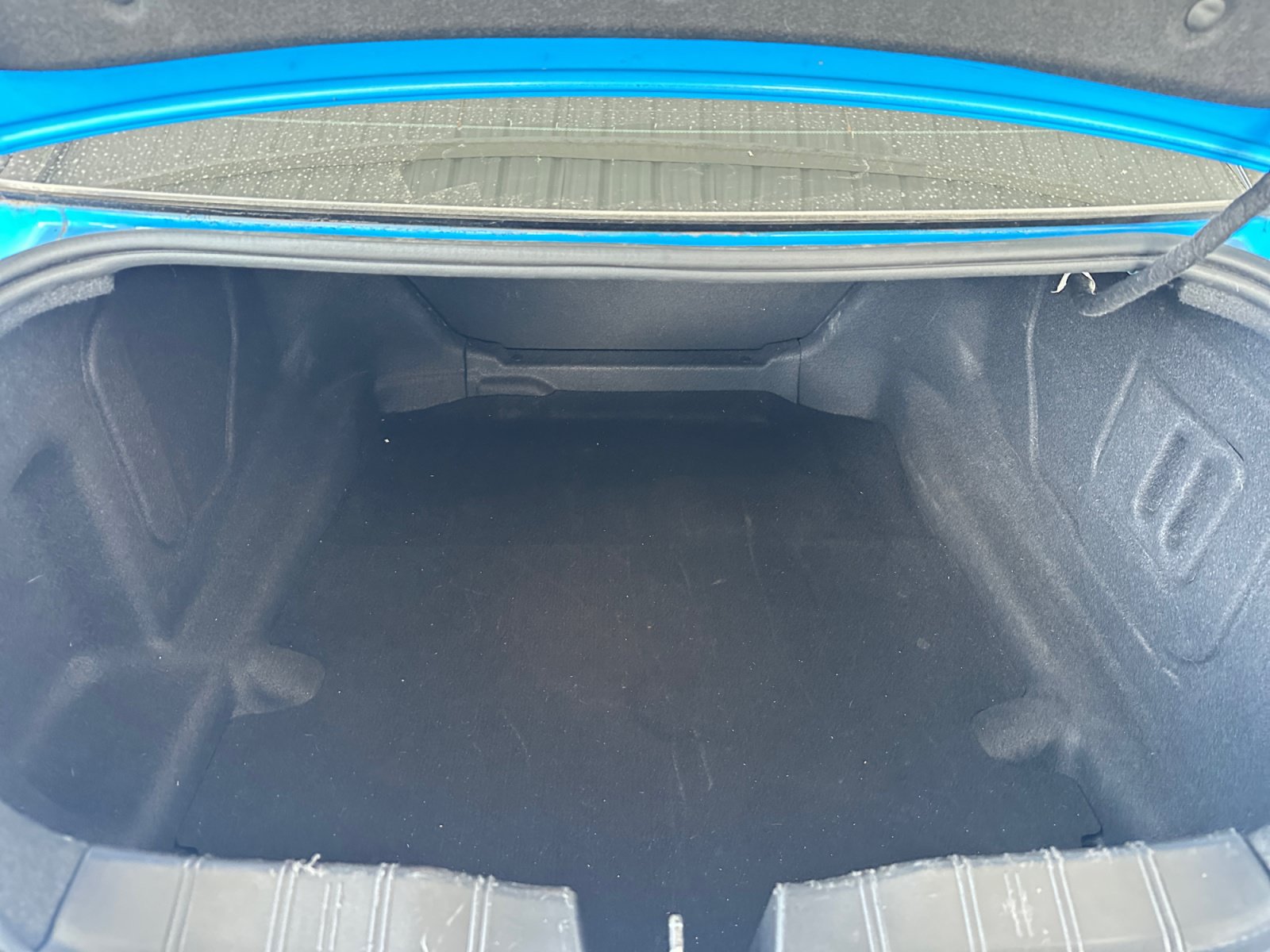 Used 2023 Chevrolet Camaro LT w/ Technology Package RWD image 18