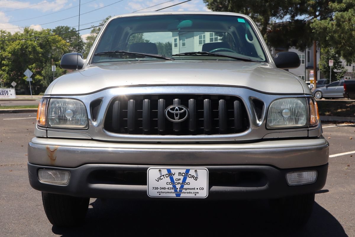Used 2002 Toyota Tacoma 2WD Xtracab w/ SR5 Pkg w/ Chrome Pkg image 13