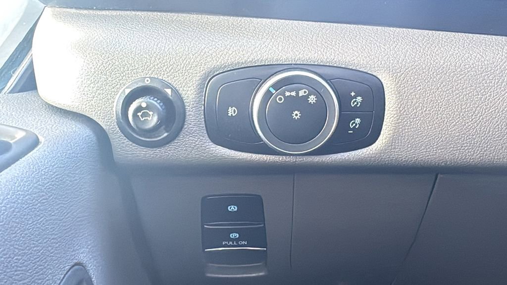 Certified 2022 Ford Transit 350 XLT image 16