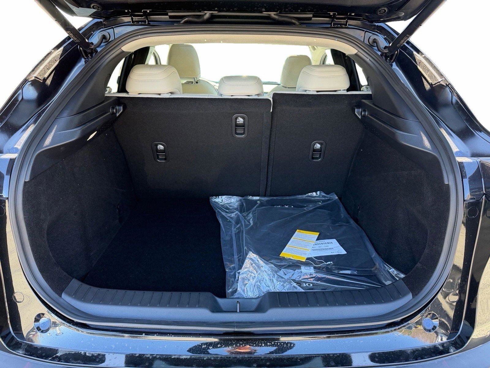 New 2026 MAZDA CX-30 2.5 Turbo w/ Premium Package image 30