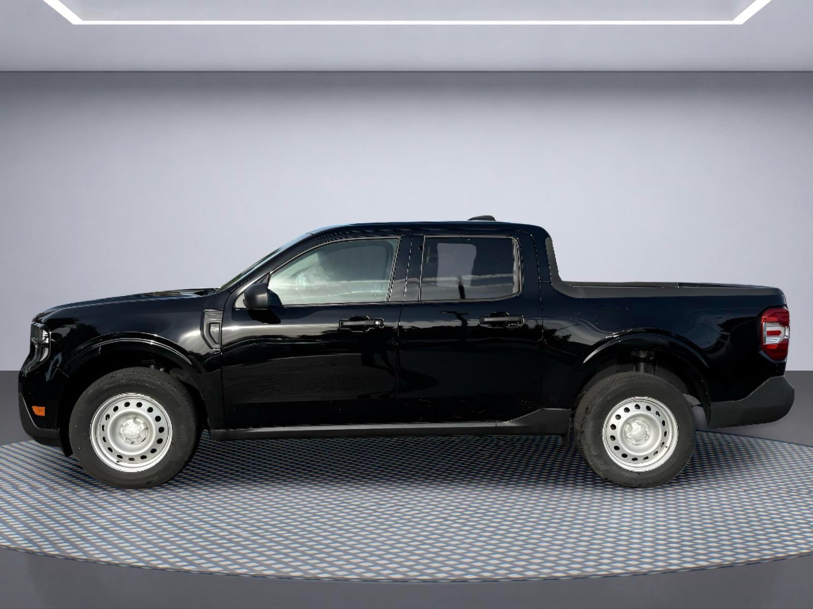 Used 2026 Ford Maverick XL w/ Equipment Group 101A AWD/4WD image 3