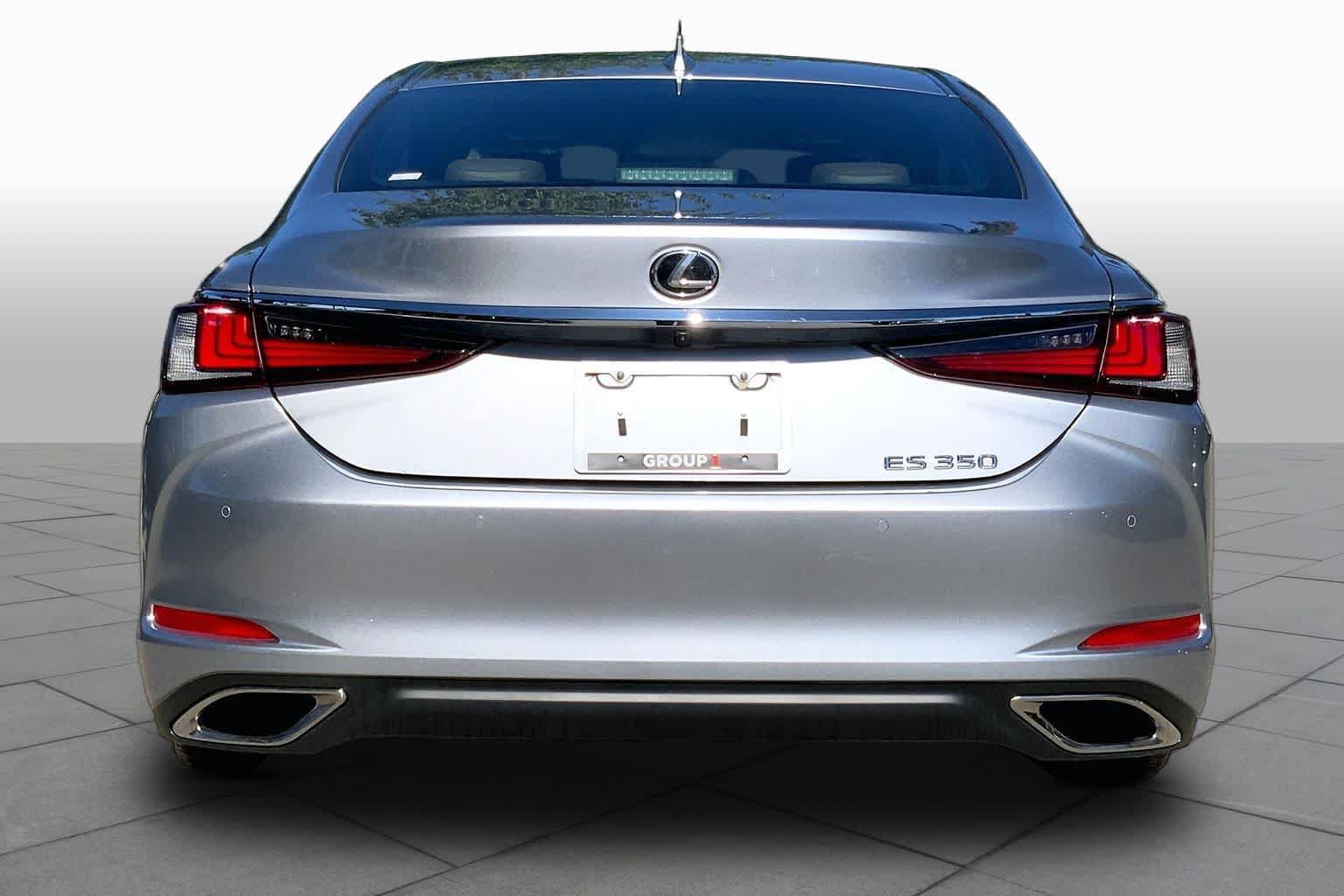 Used 2025 Lexus ES 350 w/ Premium Package FWD image 5