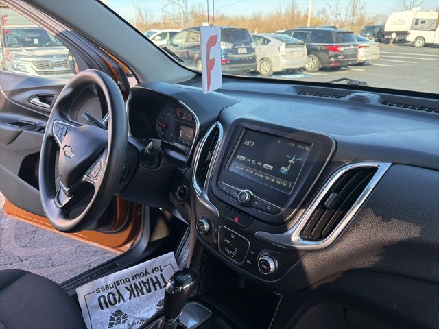 Used 2018 Chevrolet Equinox LT image 24