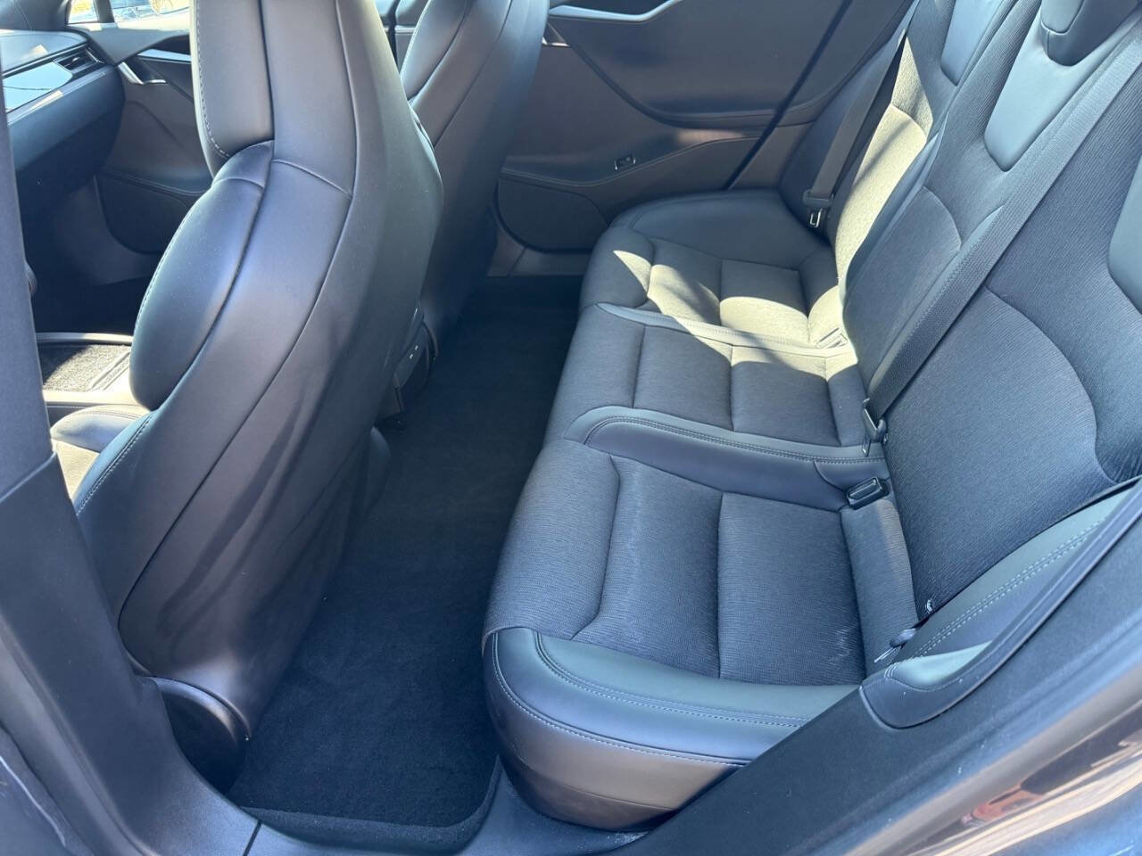 Used 2018 Tesla Model S 75D image 15