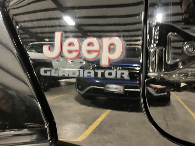 Used 2022 Jeep Gladiator Rubicon w/ LED Lighting Group image 26