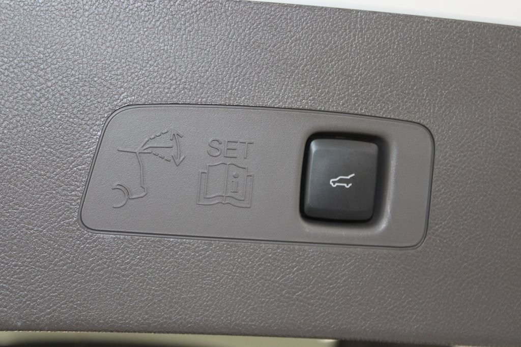 Used 2023 Lincoln Corsair FWD image 17
