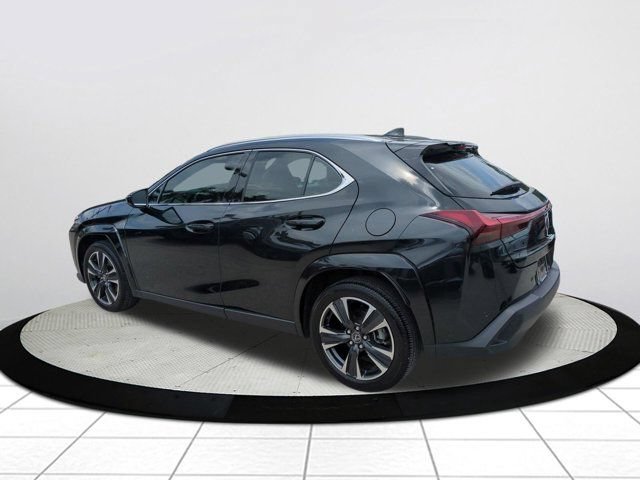 Used 2025 Lexus UX 300h FWD image 5