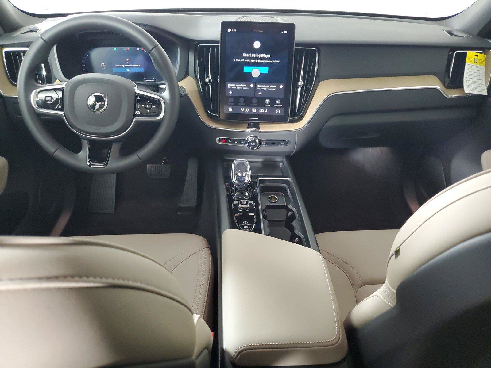 New 2026 Volvo XC60 T8 Plus w/ Protection Package Premier AWD/4WD image 15