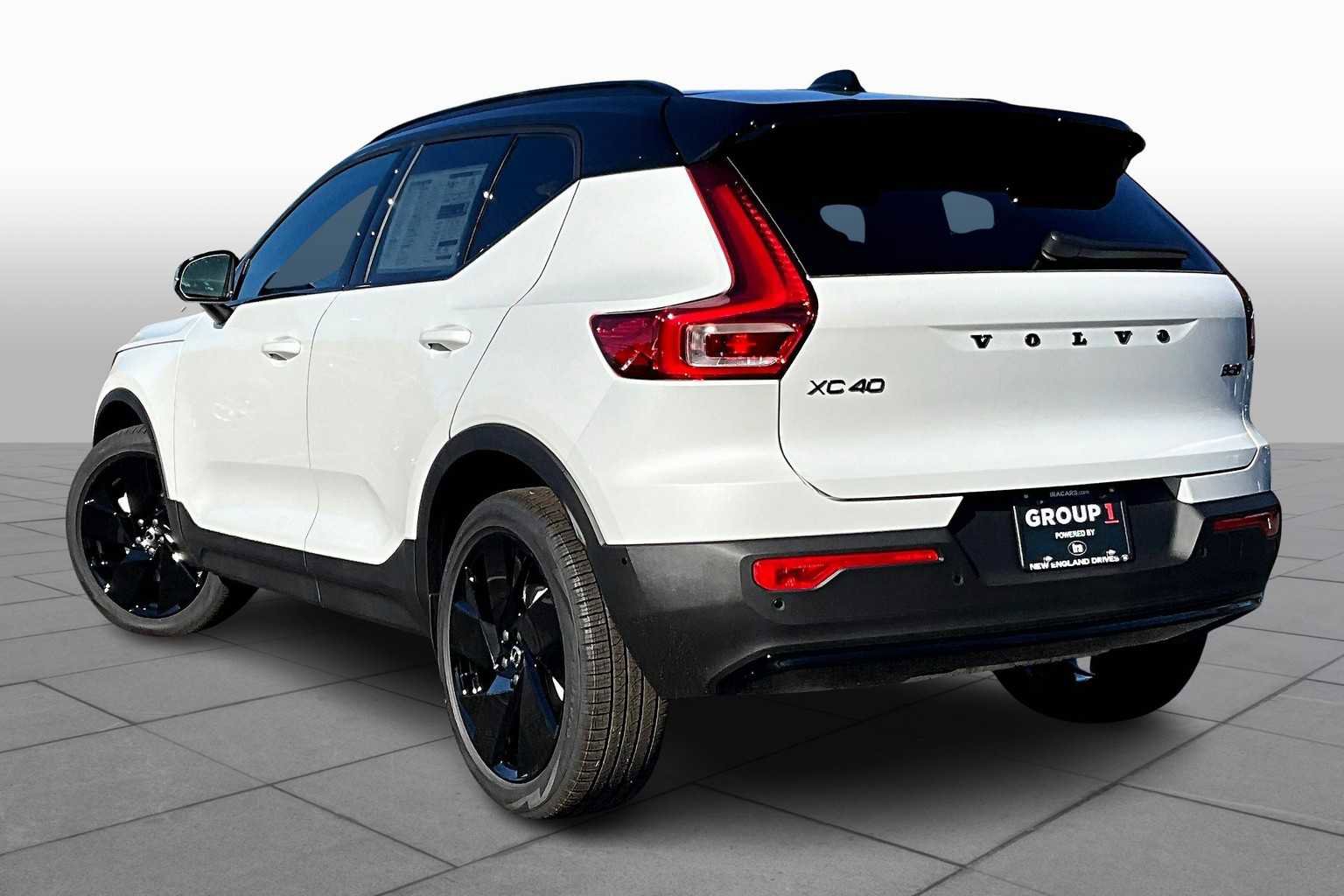 New 2026 Volvo XC40 B5 Ultra w/ Protection Package Premier image 3