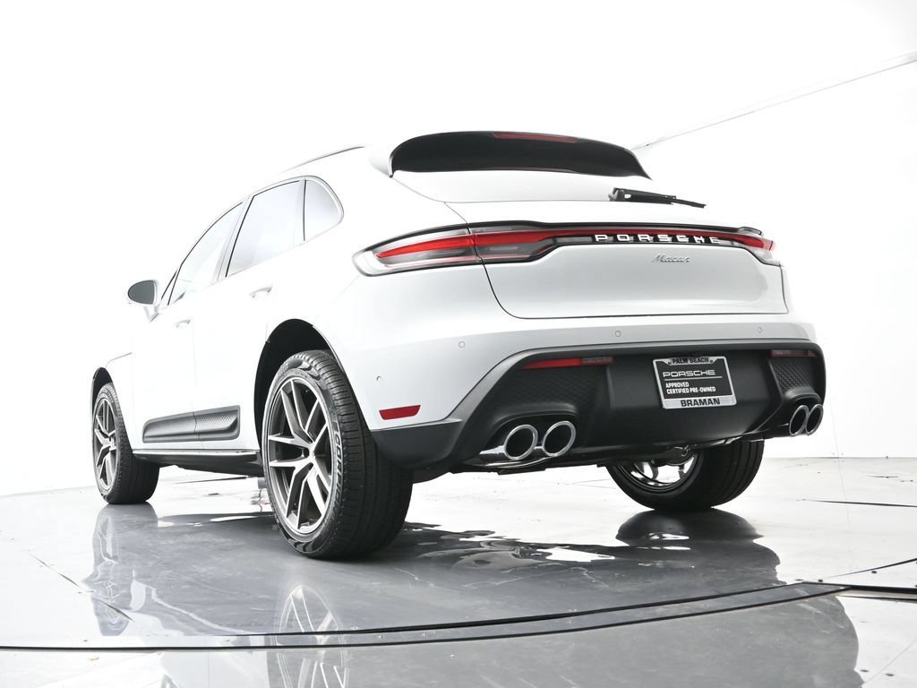 Certified 2025 Porsche Macan Turbo AWD/4WD image 51