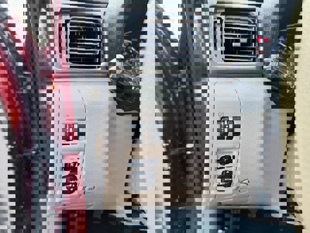 Used 2012 Subaru Forester 2.5X Premium w/ All-Weather Pkg image 20