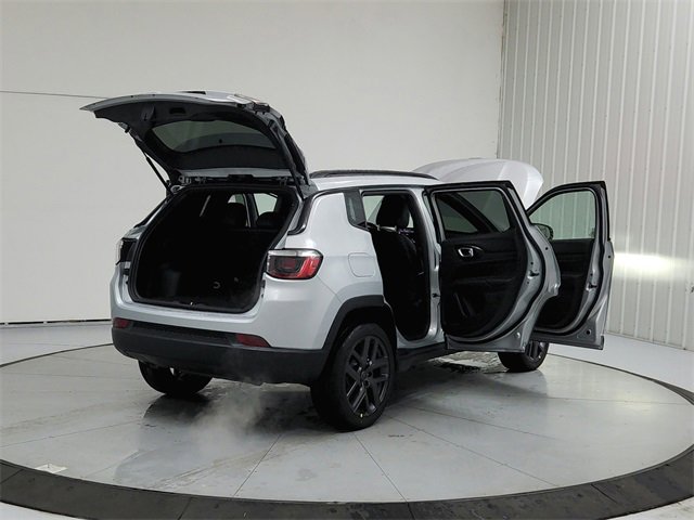 New 2026 Jeep Compass Latitude image 15