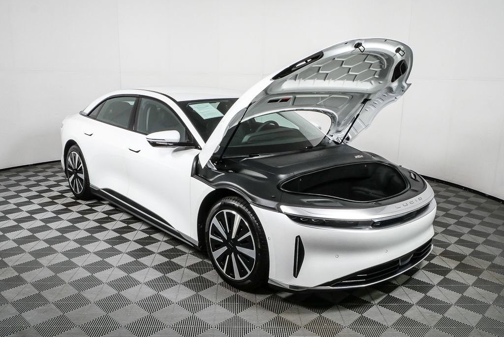 Used 2025 Lucid Air Pure image 33