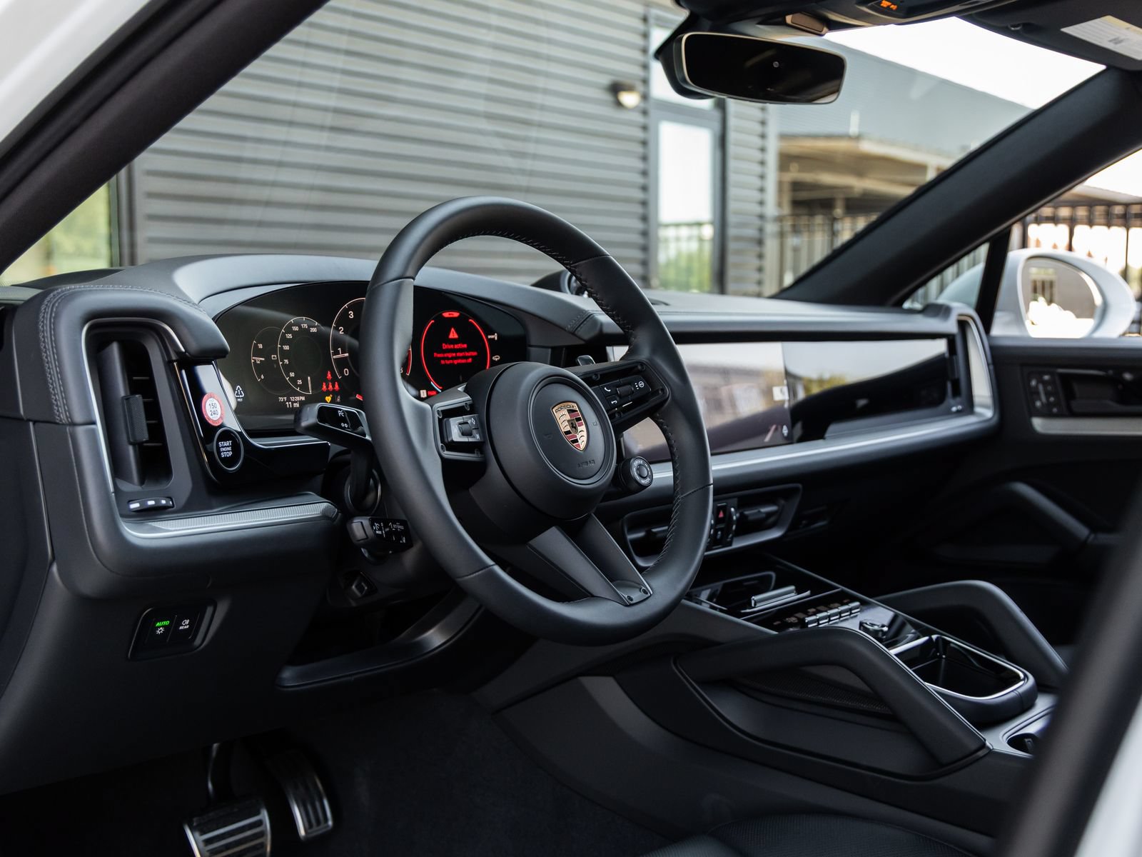 Certified 2026 Porsche Cayenne S AWD/4WD image 4