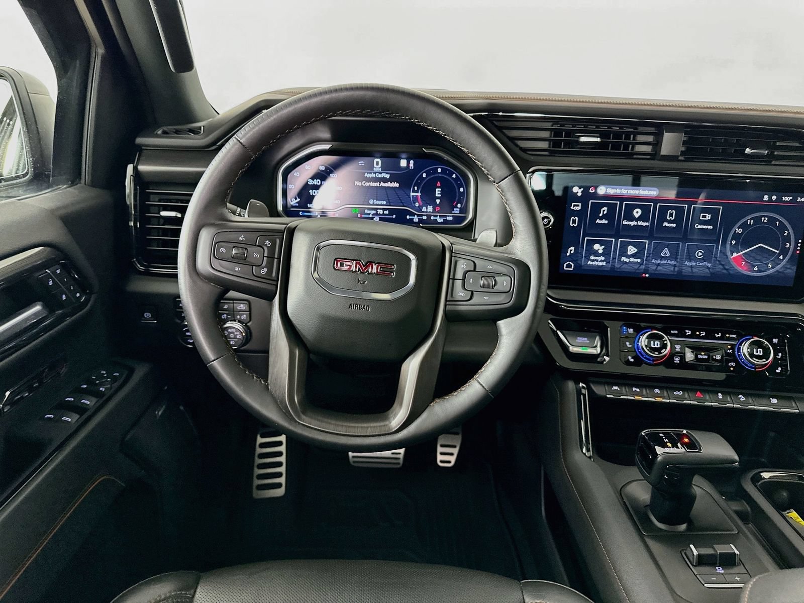 Used 2023 GMC Sierra 1500 AT4 w/ AT4 Premium Package AWD/4WD image 14