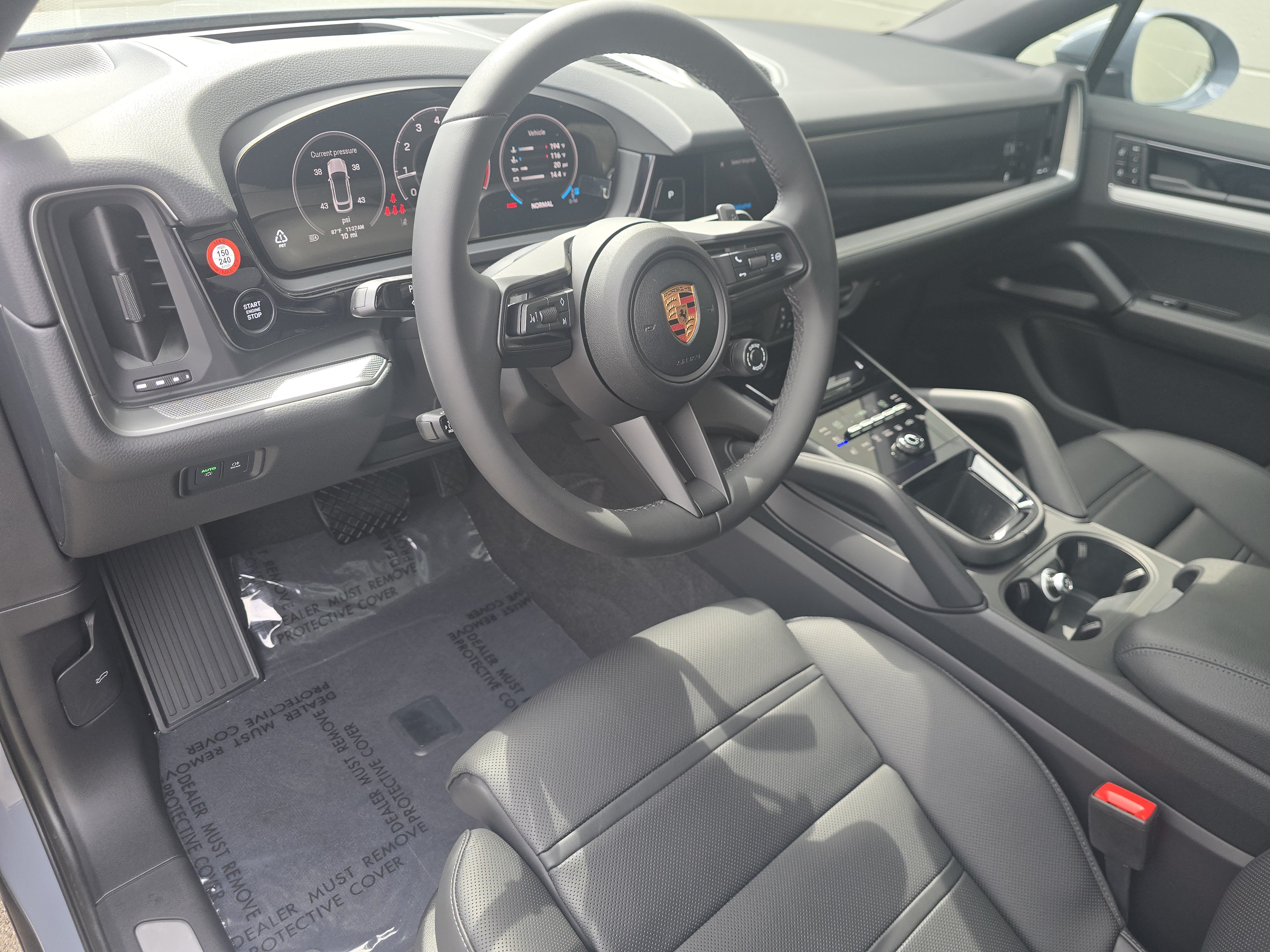 New 2026 Porsche Cayenne Coupe AWD/4WD image 4