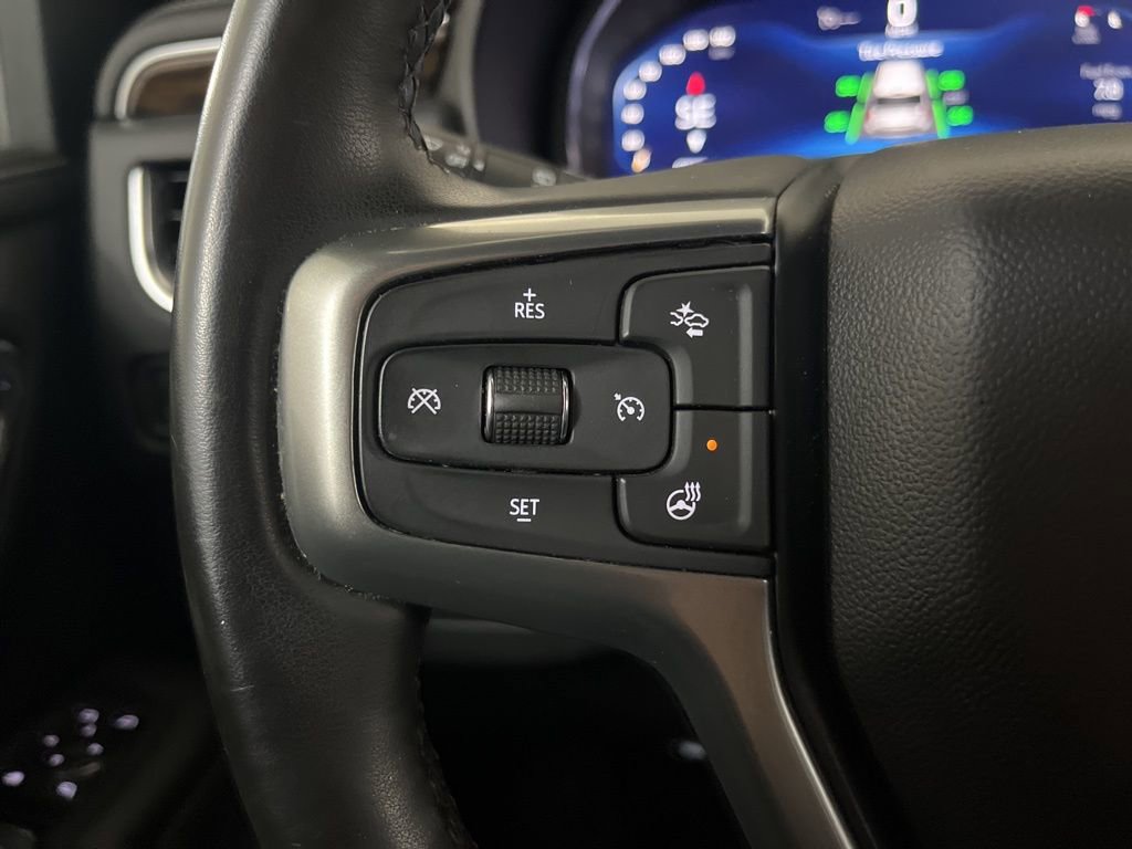 Used 2023 Chevrolet Suburban Premier image 63