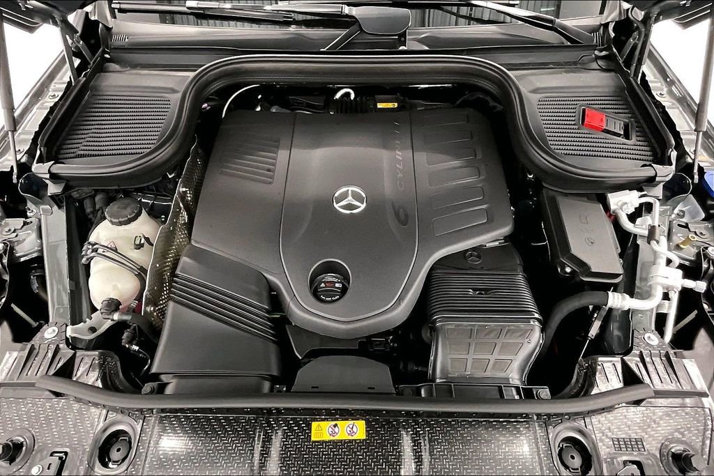 New 2026 Mercedes-Benz GLE 450 4MATIC image 16