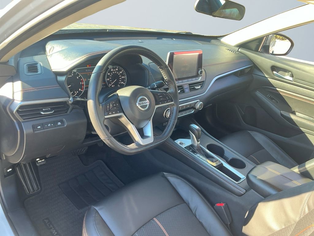 Used 2022 Nissan Altima 2.5 SR image 10
