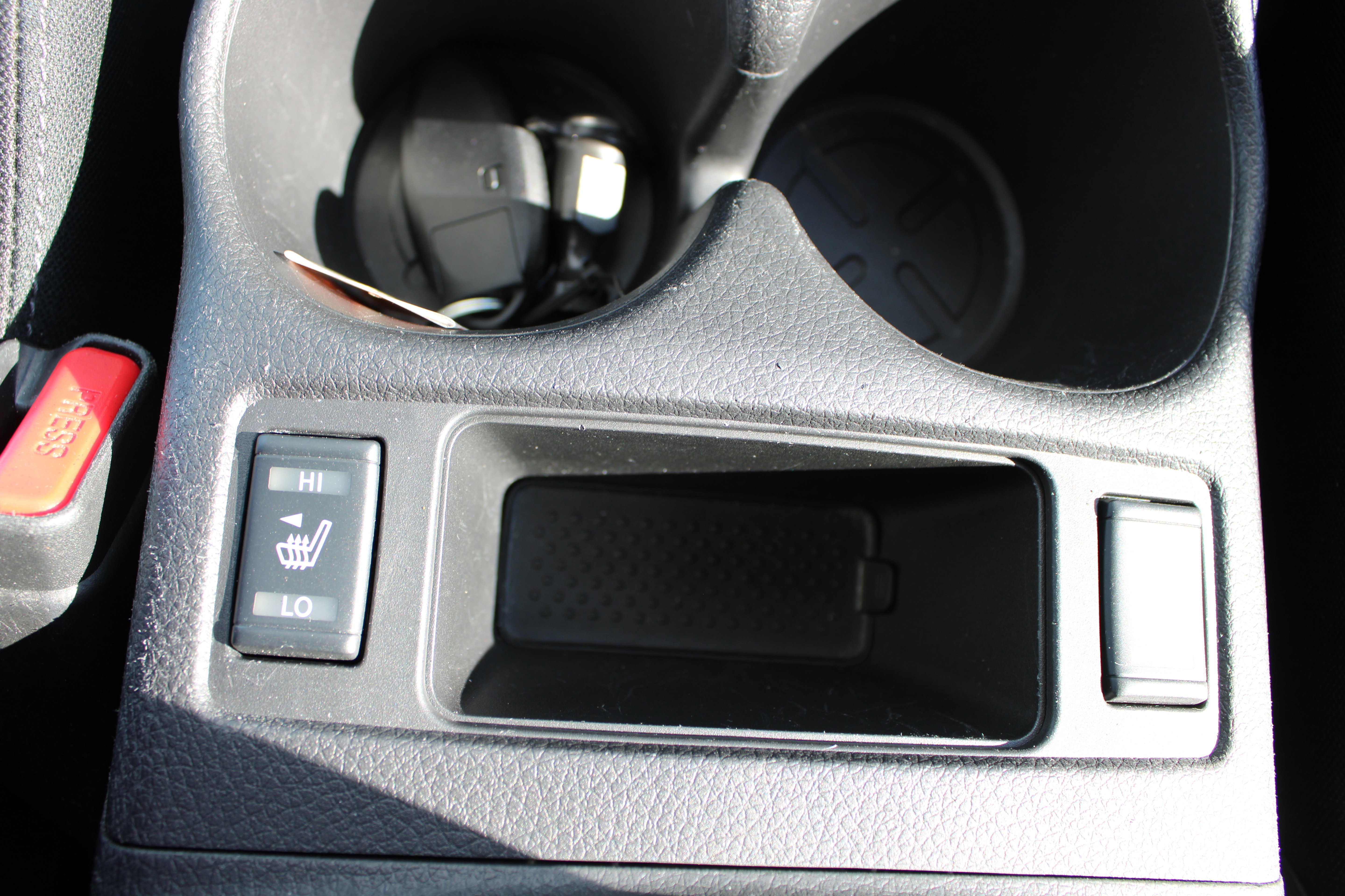 Used 2020 Nissan Rogue SV image 21