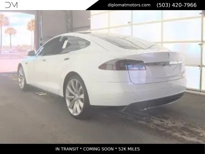 Used 2014 Tesla Model S 85 RWD image 7