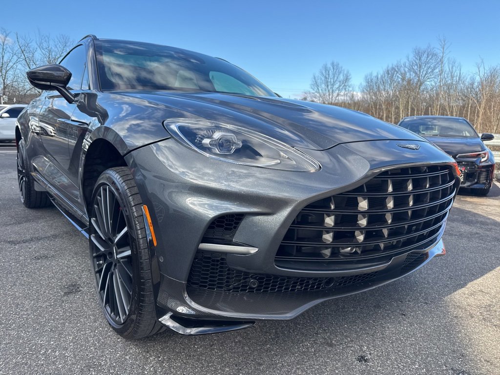Used 2023 Aston Martin DBX 707 image 3