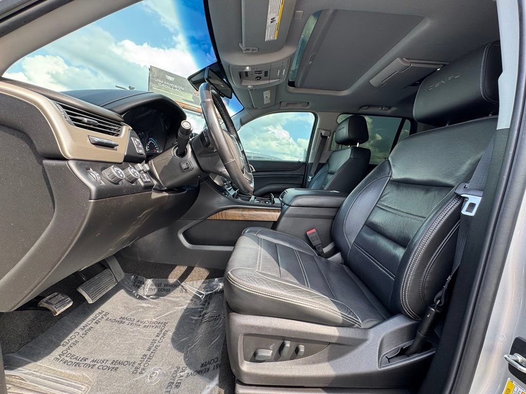 Used 2018 GMC Yukon Denali w/ Open Road Package AWD/4WD image 27
