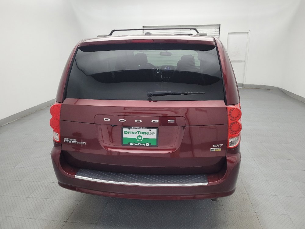 Used 2018 Dodge Grand Caravan SXT FWD image 7