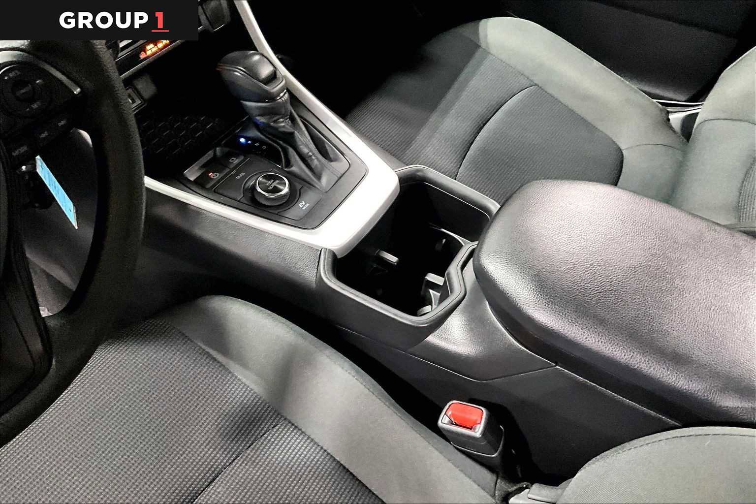 Used 2024 Toyota RAV4 LE AWD/4WD image 17