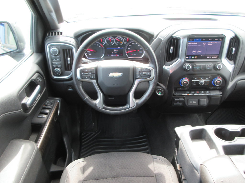 Used 2020 Chevrolet Silverado 1500 LT w/ All-Star Edition AWD/4WD image 17